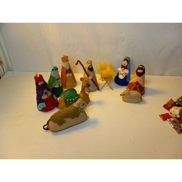 Vtg Felted Nativity Set Mary Joseph Jesus Camel Sheep Goats Handmade Christmas - Picture 2 of 5
